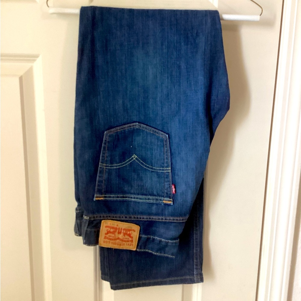 Levi’s 514 Straight Fit Blue Jeans